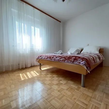 Apartament End Of August With Your Family In Zadar!